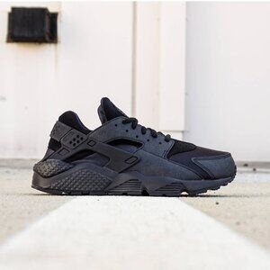 Nike Air Huarache Triple Black Athletic Running Workout Trainer DH4439-001 *2021